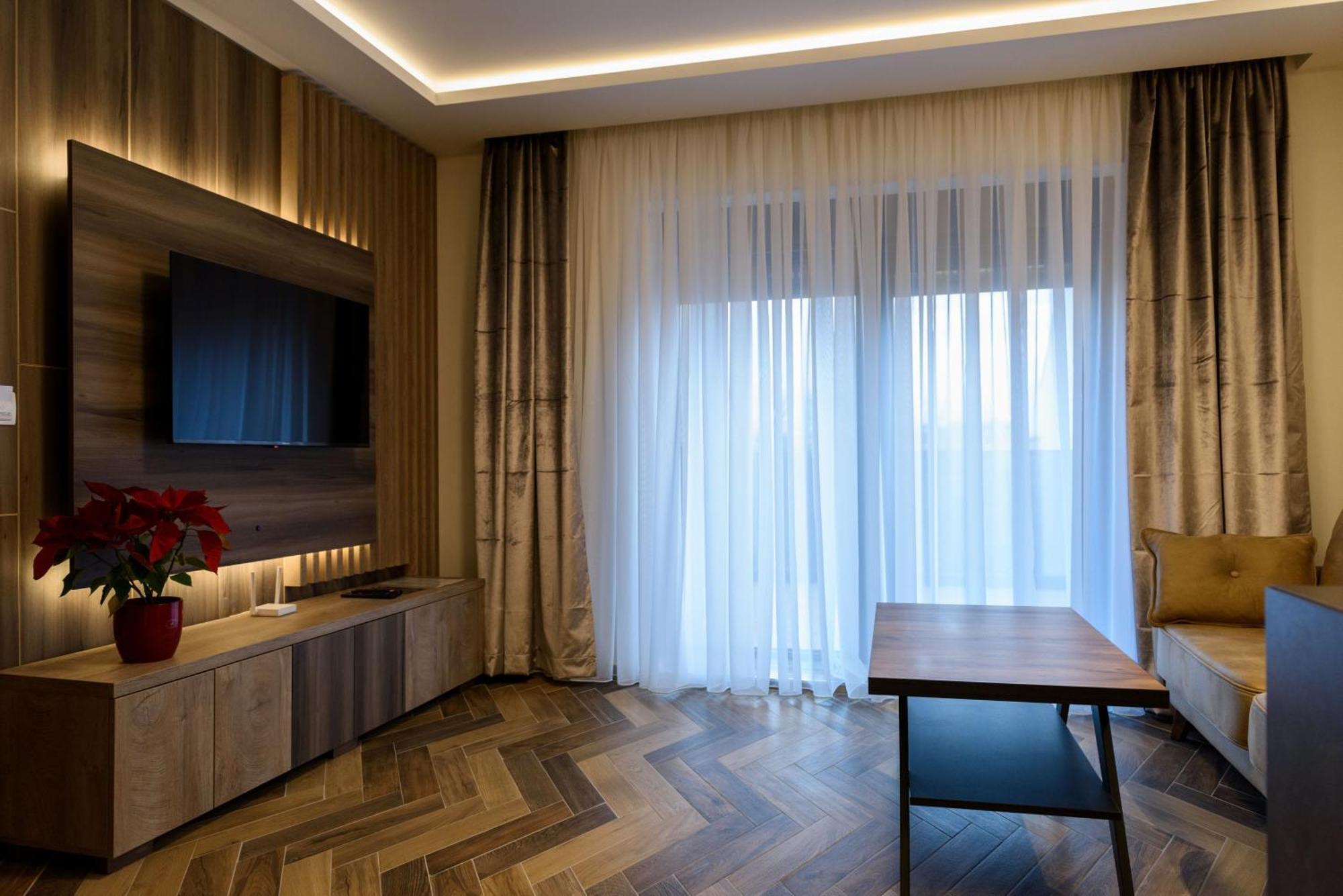 Perla Lux Apartmani Indija Εξωτερικό φωτογραφία